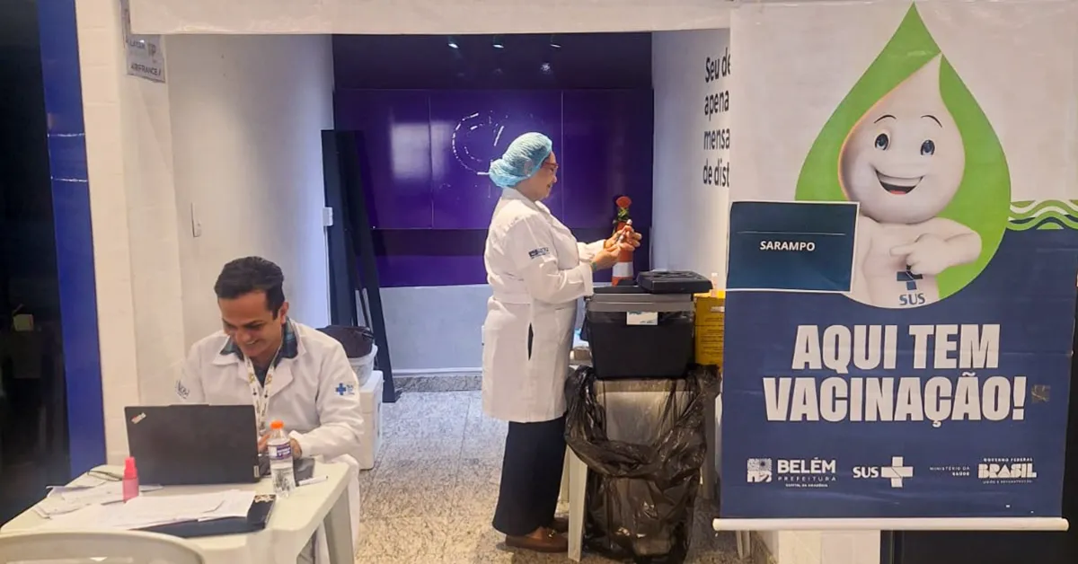 Posto de vacinação no Aeroporto Internacional de Belém oferece a vacina tríplice viral gratuitamente para moradores e visitantes durante o período do Círio.
