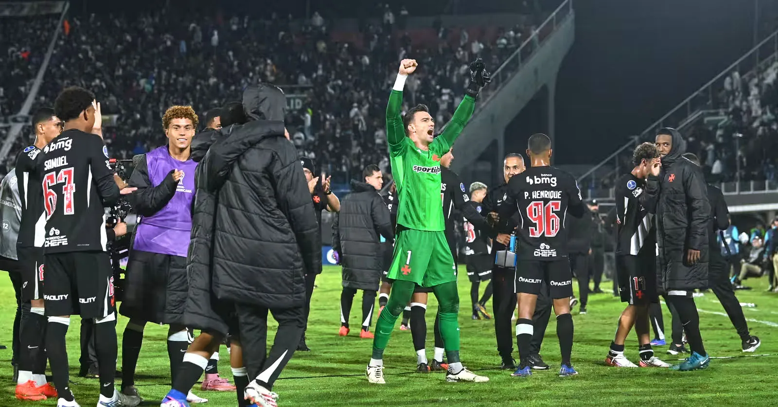 Vasco está perto da final