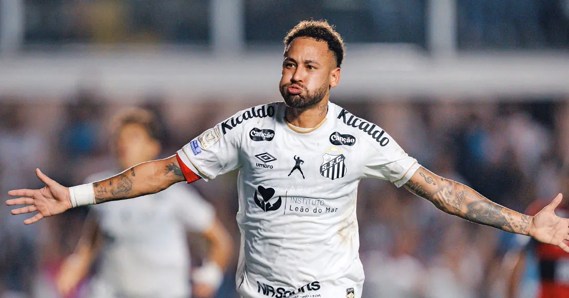 Neymar marcou duas vezes de pênalti e garantiu o empate