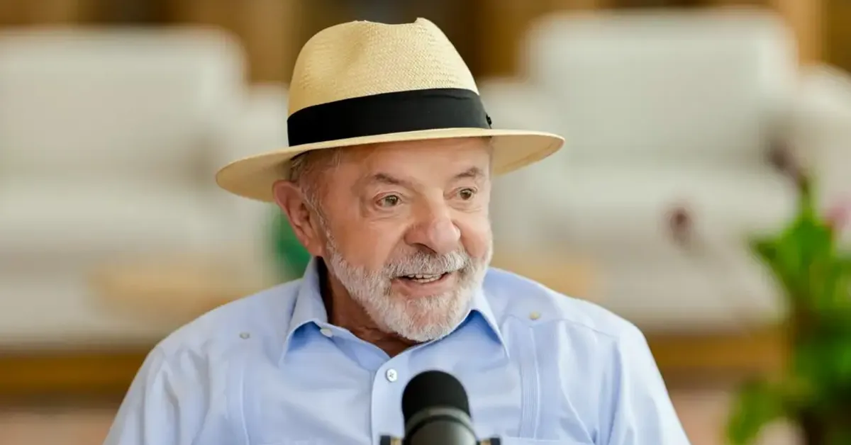 Lula completa 81 anos dois dias após vencer Flávio Bolsonaro e garantir mais quatro anos na Presidência da República.