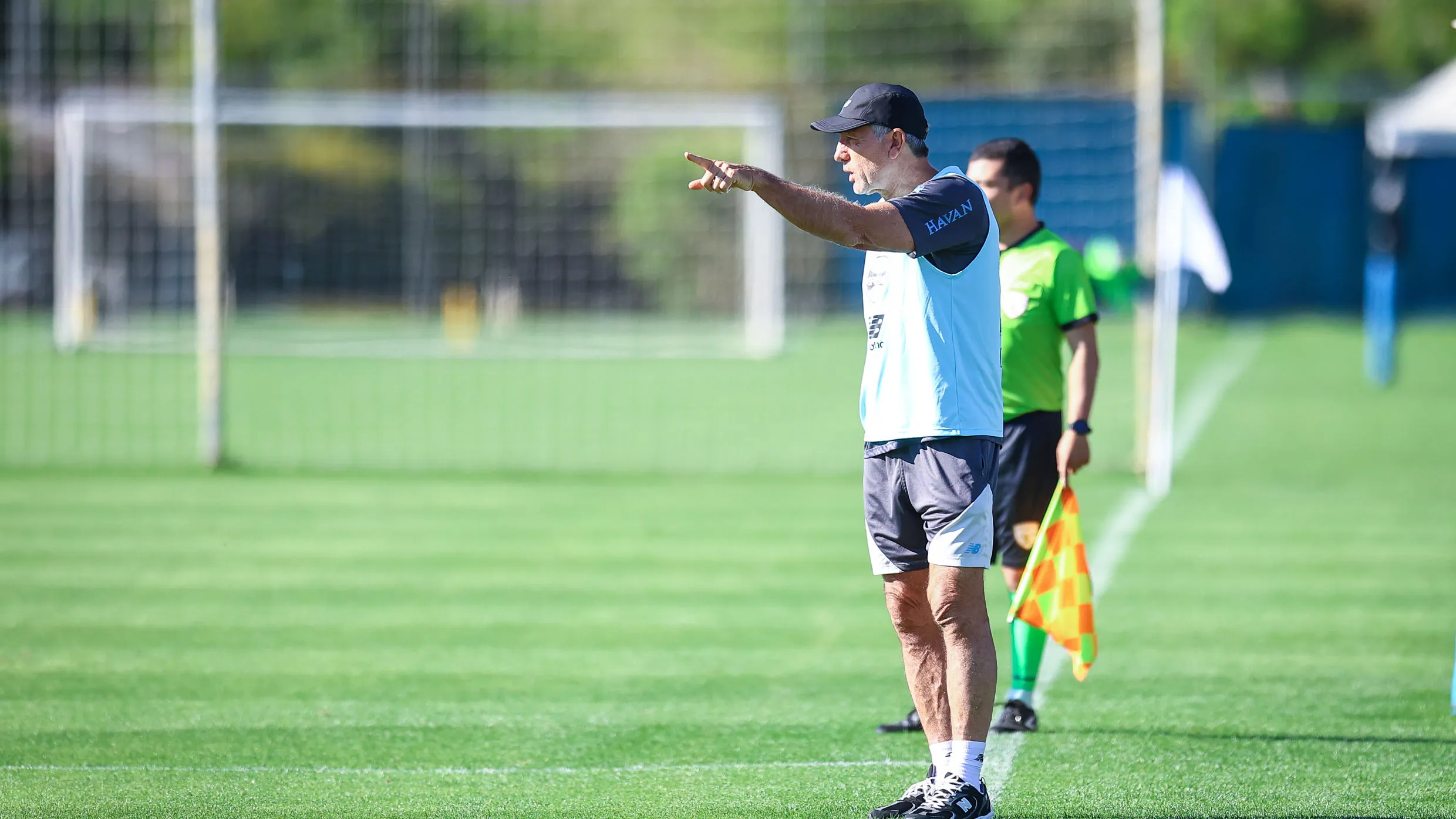 Grêmio goleia no jogo-treino e se prepara para o duelo contra o Remo no Brasileirão.