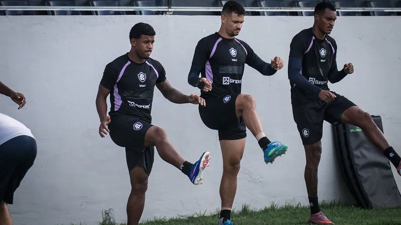 Saiba tudo sobre o provável time do Remo contra o Vasco e a importância da partida na luta contra o rebaixamento.