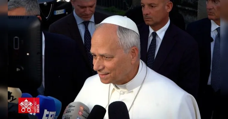 Papa Leão XIV citou Nossa Senhora Aparecida e pediu proteção para os brasileiros durante audiência no Vaticano.