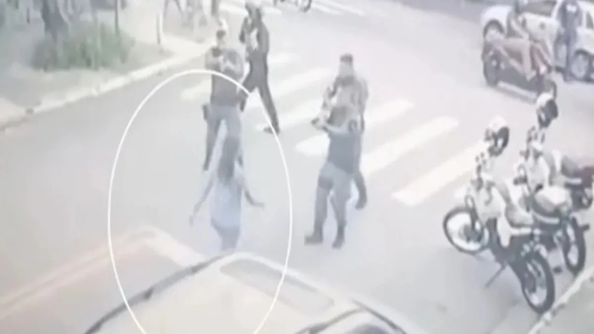 Policial é preso em SP após matar mulher em suposto surto psicótico durante abordagem; investigação está em andamento para esclarecer os fatos.