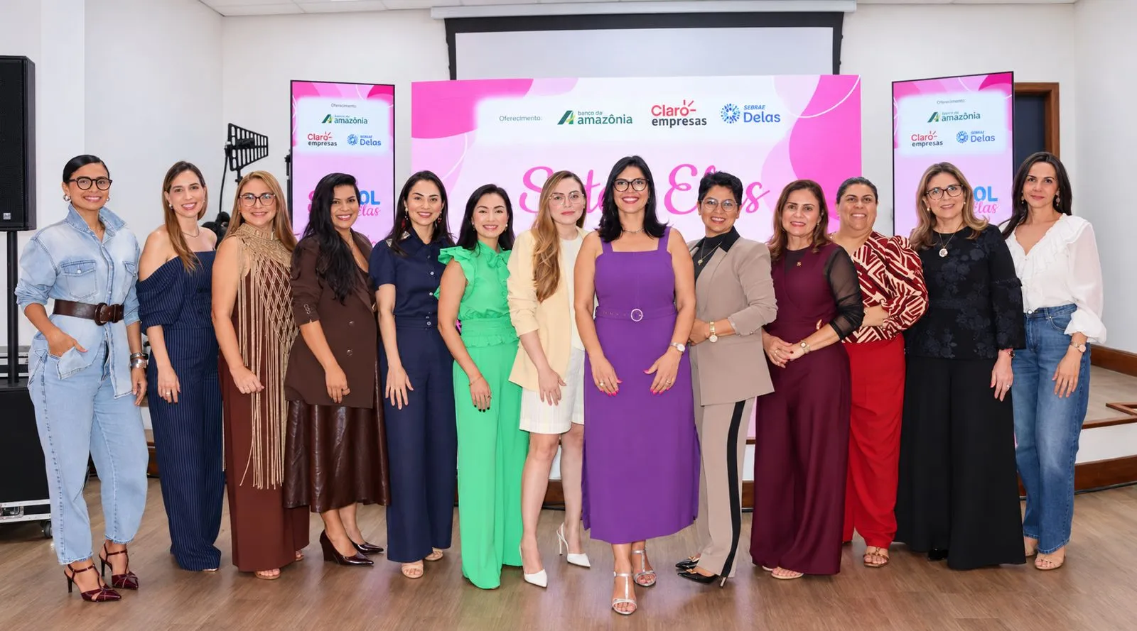 "Encontro Entre Elas" reuniu mulheres embaixadoras e empreendedoras em Belém.