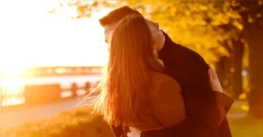 O horóscopo de sábado (29/08) indica um dia de descanso, romance, autocuidado e momentos especiais para os 12 signos do zodíaco.