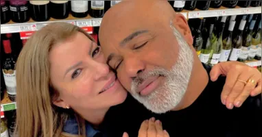 Geralda Helena, viúva de Rick, foi casada por mais de 40 anos com o cantor que morreu em queda de helicóptero em Santa Catarina