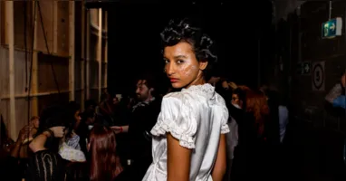 Carolina Costa estreia na London Fashion Week e representa o Pará no desfile da estilista Yuhan Wang durante a temporada Primavera/Verão 2027