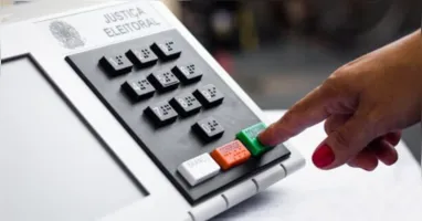 As eleições no Brasil passaram por diferentes sistemas ao longo da história, desde as primeiras votações realizadas no período colonial até o atual modelo democrático.