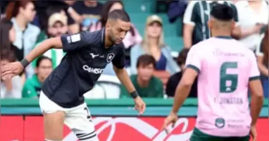 Coritiba e Botafogo empataram por 1 a 1 no Couto Pereira, pela 30ª rodada do Campeonato Brasileiro.
