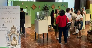 A exposição Joias de Nazaré 2026 reúne cerca de 50 peças criadas por 18 profissionais, com referências à fé, às memórias do Círio e à cultura amazônica, no Espaço São José Liberto, em Belém.