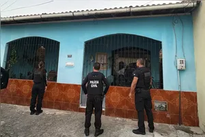 Os seis presos foram conduzidos à unidade policial, passaram pelos procedimentos legais cabíveis e estão à disposição do Poder Judiciário.
