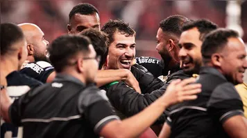 Remo reagiu na etapa final e conseguiu arrancar o empate por 1 a 1 nos minutos finais, com gol de Vitor Bueno.