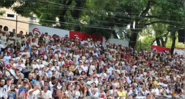 A venda de ingressos para arquibancadas para o Círio 2026 começa em 8 de setembro, exclusivamente pela internet. Os valores variam de R$ 150 a R$ 250, conforme o dia e o setor.