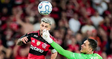 Arrascaeta aproveitou a falha do goleiro para empatar