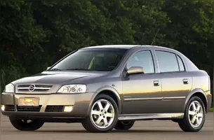 Chevrolet Astra Elegance.