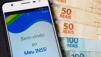Quem trabalha em mais de um vínculo precisa informar as remunerações aos empregadores para evitar contribuição acima do teto previdenciário