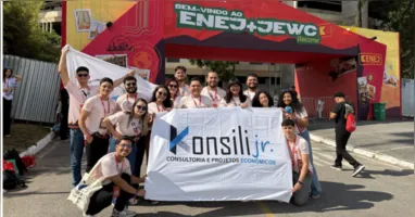 Estudantes da Konsili Jr., da UFPA, representaram o Pará no ENEJ 2026, em Belo Horizonte, e celebraram a conquista do Nível 2, reconhecimento pelo desempenho e evolução da empresa júnior ao longo do ano.