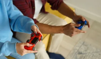 Redações e analistas já começam a observar esse comportamento vindo de fóruns de jogos, chats e marketplaces