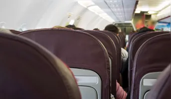 Segundo a Associação Brasileira das Empresas Aéreas (Abear), foram registrados 881 casos de indisciplina no transporte aéreo entre janeiro e junho de 2026.