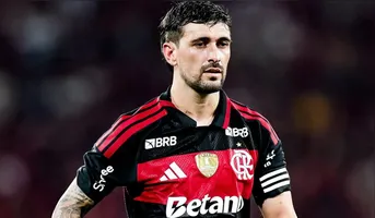 Arrascaeta ainda se recupera de lesão sofrida em amistoso pela seleção uruguaia. O jogador passou por cirurgia no dia 1º de outubro e deve retornar a campo em novembro.