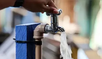 Mesmo sem consumir água da rede, imóveis com poço podem pagar pela disponibilidade do sistema público.