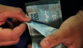 A definição oficial do piso de 2027 ocorrerá somente após a divulgação do INPC acumulado até novembro e a aplicação da fórmula prevista em lei.