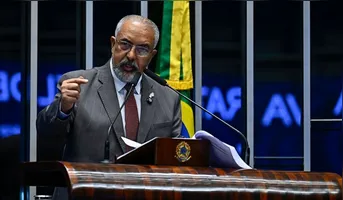 Paim é autor da PEC 148/2015, que trata do mesmo tema e foi aprovada pela CCJ em dezembro do ano passado.