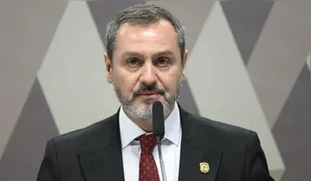 Imagem ilustrativa da notícia Diretores da PF colocam ‘cargos à disposição’ em apoio a Andrei Rodrigues