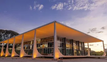 Parte dos senadores eleitos defende processos contra ministros do Supremo por suposto crime de responsabilidade relacionado ao caso.