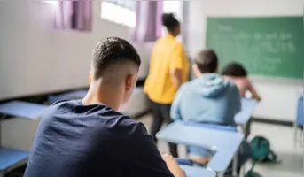 O benefício é destinado aos alunos do ensino médio público