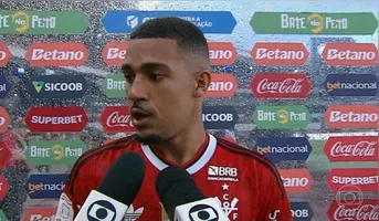 O atacante Samuel Lino, autor do gol da vitória, o jogo difícil contra o Remo