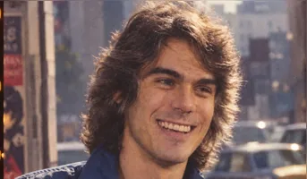 A trend viral envolve se colocar na moda que ditou regra nos anos 1980