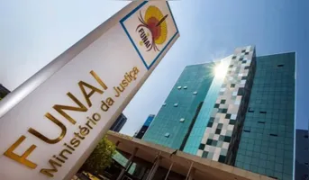 São mais de 800 vagas e salário acima dos R$ 7 mil e outros benefícios