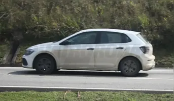 Volkswagen Polo Track é testado com motorização exclusiva a etanol no interior de São Paulo.