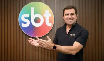 Imagem ilustrativa da notícia Bocardi critica SBT ao vivo e Léo Dias interrompe entrevista
