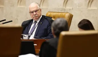 Data foi determinada para logo após o prazo máximo para explicações do ministro