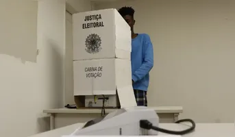 Eleitores devem ficar atentos às regras para garantir uma votação tranquila nas Eleições 2026.