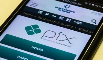 O problema se iniciou por volta das 6h da manhã (horário de Brasília), segundo a plataforma Downdetector, que reúne notificações sobre falhas em serviços digitais.