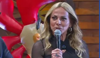 O anúncio contou com a presença de Adriane Galisteu, apresentadora oficial do reality, e Rodrigo Carelli, diretor de núcleo da Record. Christina demonstrou entusiasmo com a nova etapa profissional e afirmou estar preparada para os novos desafios.
