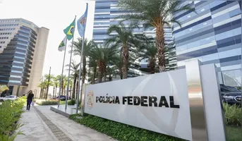 A PF mantém operações em diferentes regiões do país neste domingo (4) de primeiro turno das eleições, com ações voltadas à prevenção e à repressão de crimes eleitorais, além da apuração de possíveis infrações contra a Justiça Eleitoral.
