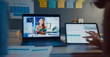 Descubra como se preparar para o mercado de trabalho de forma eficaz e rápida.