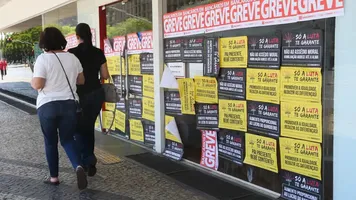 Bancários do Pará anunciam paralisação em 20 de agosto para protestar contra proposta da Fenaban, com 97,60% de votos contrários.