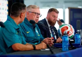 Ancelotti explica a escolha de Vini Jr. para cobrar pênalti na vitória do Brasil.