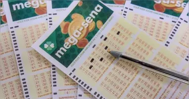 A Mega-Sena pode pagar R$ 52 milhões nesta terça-feira (29/09). O concurso 3.064 será sorteado a partir das 21h; as apostas simples podem ser feitas até as 20h.
