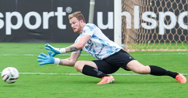Jean Dronsy havia voltado a ganhar chance como titular após quatro meses