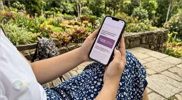 Conheça o serviço gratuito de apoio psicológico do SUS para mulheres em teleatendimento. Saiba como acessar e quais são os horários disponíveis.