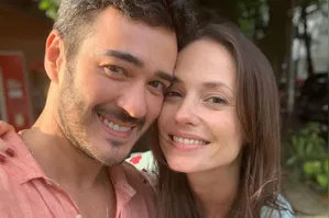 Rosanne Mulholland e Marcos Veras terminam relacionamento.