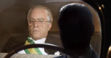 Do governo de Getúlio Vargas à crise política que levou ao impeachment de Dilma Rousseff, o cinema ajuda a revisitar diferentes capítulos da história política brasileira.