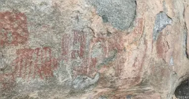 Pedra Pintada, em Roraima, reúne pinturas rupestres, vestígios arqueológicos e uma história que ainda guarda mistérios sobre como povos antigos registraram suas imagens na enorme formação de granito.